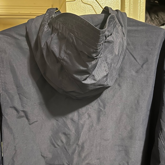 Gap Soft Water Resistant Nylon Parka Jacket - Picture 6 of 14